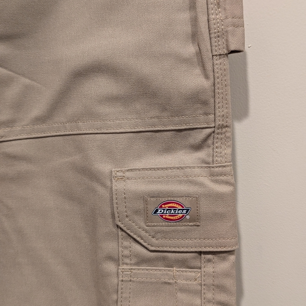 Dickies Men's Multi-Pocket Utility Work Pants 34x32 NWT - Picture 3 of 8